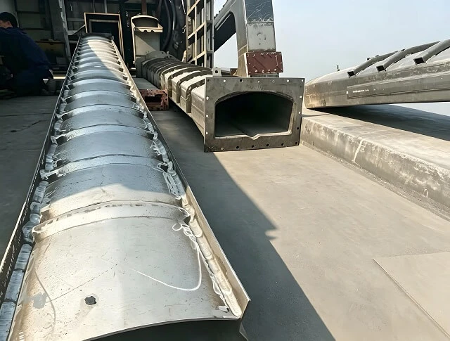 أنبوب دثر SUS310S المموج لفرن الحزام الشبكي